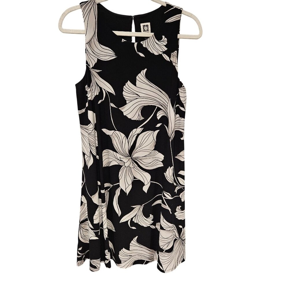 Anne Klein Woman Size 8 Aline Dress Sleeveless Key Hole Back Fully Lined Classic